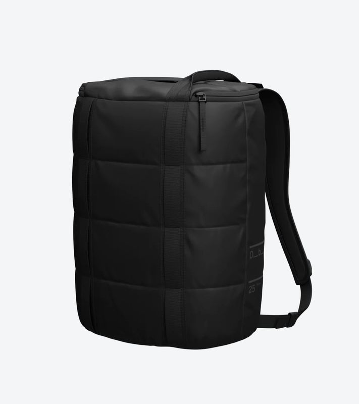 DB ROAMER DUFFEL PACK 25L RYGGSEKK BLACK OUT