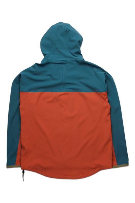 River Throwshirt Valley View