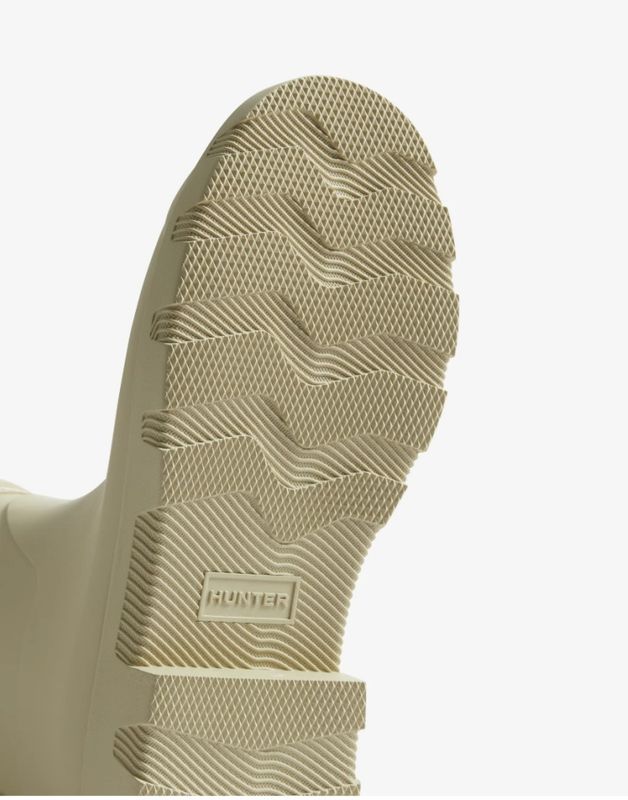 HUNTER UNISEX DOWNPOUR SHORT BOOT GRAVEL / BEIGE